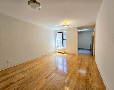 652 West 163rd Street - Photo Thumbnail 4