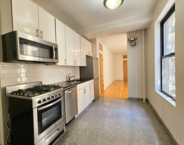 652 West 163rd Street - Photo Thumbnail 2