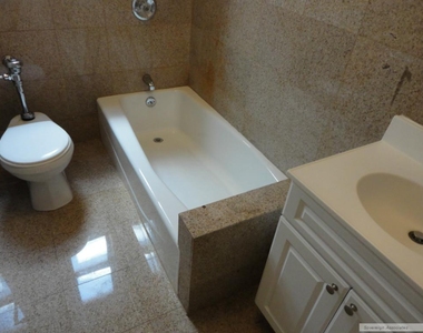 652 West 163rd Street - Photo Thumbnail 4