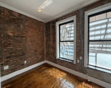 East 13th Street & 3rd Avenue - Photo Thumbnail 6