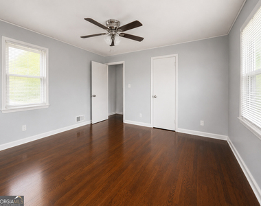 147 Burnside Street - Photo Thumbnail 9