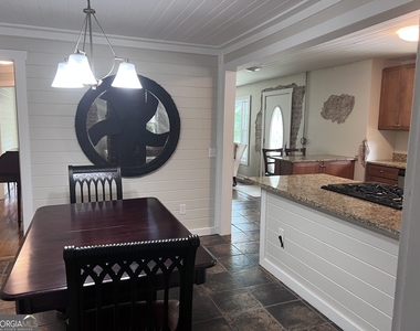 66 Logan Lane - Photo Thumbnail 7