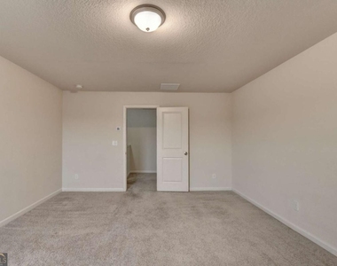 811 Independence Avenue - Photo Thumbnail 30