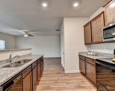 811 Independence Avenue - Photo Thumbnail 19