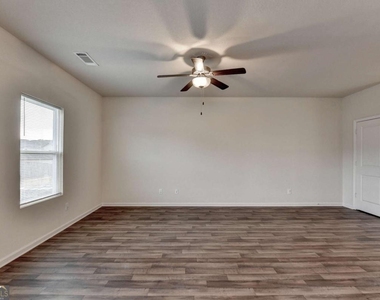 811 Independence Avenue - Photo Thumbnail 25