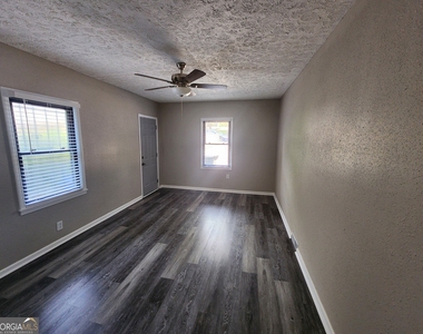 4524 Lasalle Drive - Photo Thumbnail 19