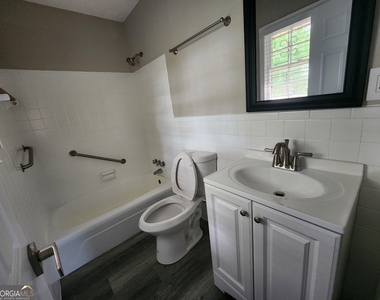 4524 Lasalle Drive - Photo Thumbnail 18