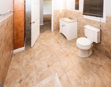 5075 Winters Chapel Road - Photo Thumbnail 17
