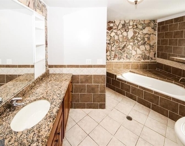 5075 Winters Chapel Road - Photo Thumbnail 37