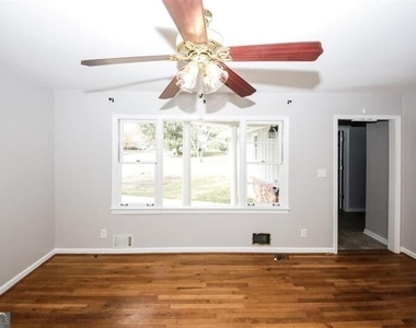 5075 Winters Chapel Road - Photo Thumbnail 28