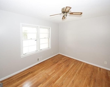 5075 Winters Chapel Road - Photo Thumbnail 35