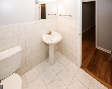 5075 Winters Chapel Road - Photo Thumbnail 23