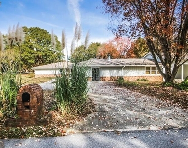 5075 Winters Chapel Road - Photo Thumbnail 52