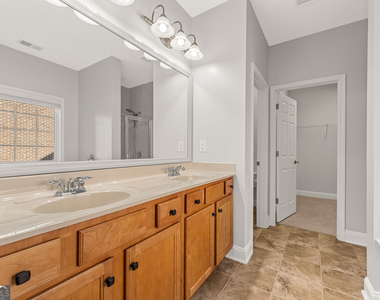 3329 Rosecliff Trace - Photo Thumbnail 31