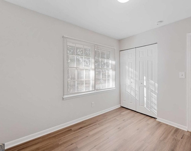 2382 Peachwood Circle Ne - Photo Thumbnail 13