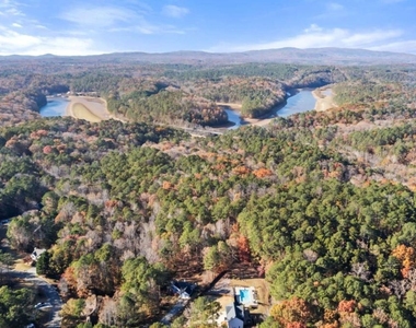 405 Christopher Lane - Photo Thumbnail 30