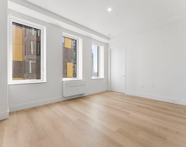 55 Broad Street - Photo Thumbnail 1