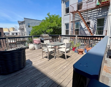 14 Wilson Avenue - Photo Thumbnail 7