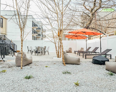 2825 Snyder Avenue - Photo Thumbnail 12