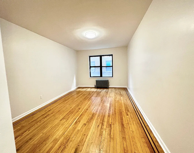 35-05 94th Street - Photo Thumbnail 2