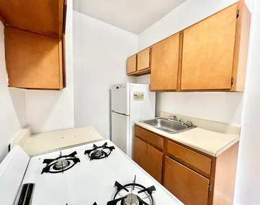 35-64 81st Street - Photo Thumbnail 6