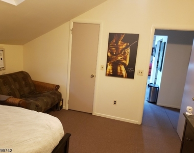 50 Cook Ave - Photo Thumbnail 11