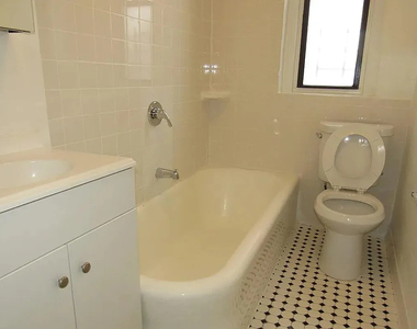 151-10 35th Avenue - Photo Thumbnail 7