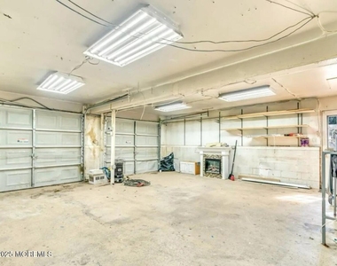 532 Frank Applegate Road - Photo Thumbnail 18