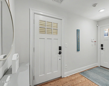 7 E Church Street - Photo Thumbnail 5