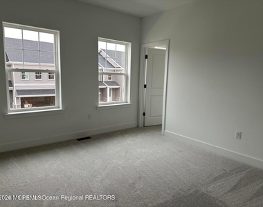 903 Navigator Avenue - Photo Thumbnail 6
