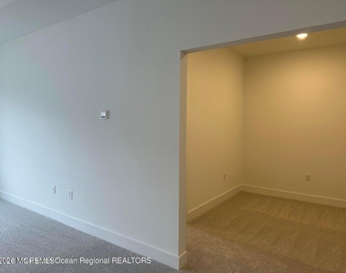 903 Navigator Avenue - Photo Thumbnail 11
