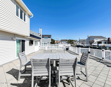 327 Tide Pond Road - Photo Thumbnail 35