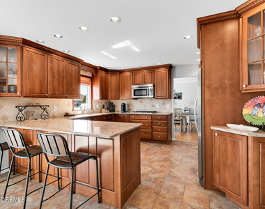 327 Tide Pond Road - Photo Thumbnail 14