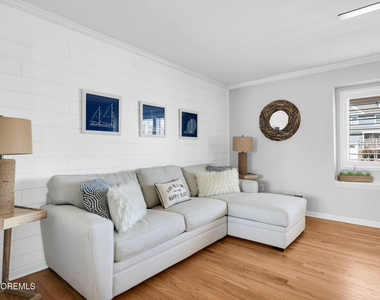 327 Tide Pond Road - Photo Thumbnail 8