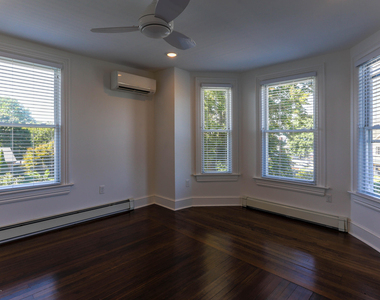 35 Ocean Boulevard - Photo Thumbnail 1