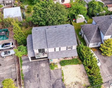 450 Beachway Avenue - Photo Thumbnail 3