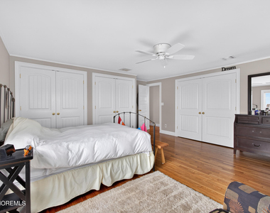 20 Bayonne Avenue - Photo Thumbnail 13