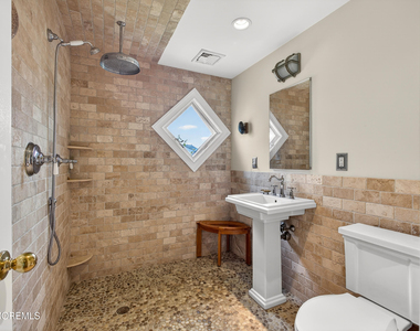 20 Bayonne Avenue - Photo Thumbnail 18