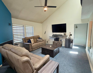 305 Wildflower Court - Photo Thumbnail 2