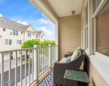6 Greeley Terrace - Photo Thumbnail 10