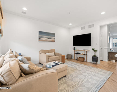6 Greeley Terrace - Photo Thumbnail 11