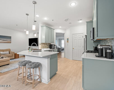 6 Greeley Terrace - Photo Thumbnail 8