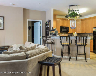 314 Mill Pond Way - Photo Thumbnail 2