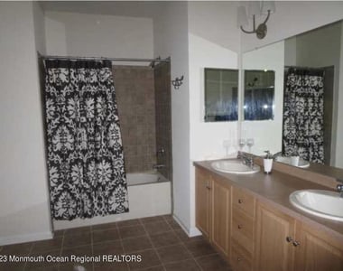 314 Mill Pond Way - Photo Thumbnail 12