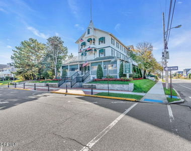 5 New York Boulevard - Photo Thumbnail 61