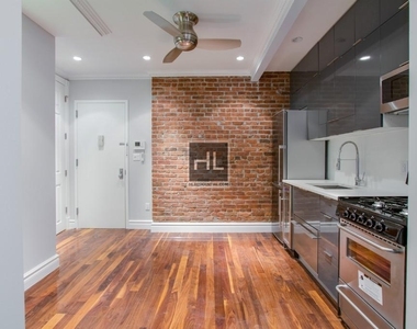 West 103rd Street - Photo Thumbnail 1