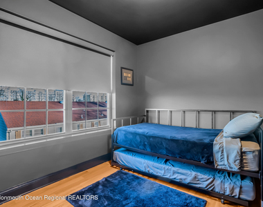 132 Chelton Avenue - Photo Thumbnail 23