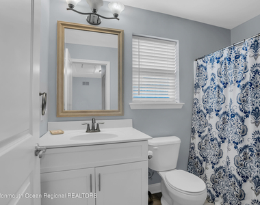 132 Chelton Avenue - Photo Thumbnail 20