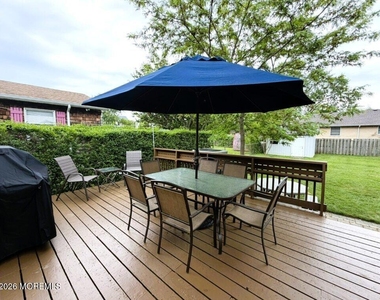 102 Columbia Avenue - Photo Thumbnail 18