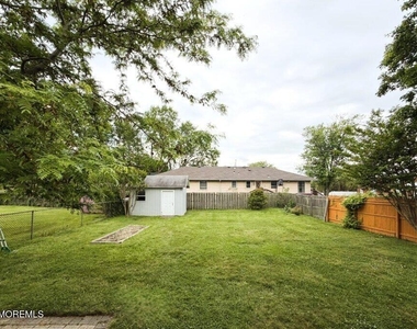 102 Columbia Avenue - Photo Thumbnail 21
